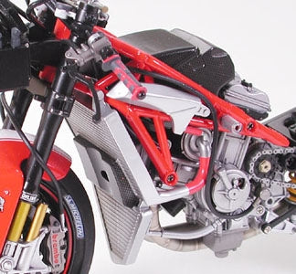 TAM14101 - 1/12 Tamiya Ducati Desmosedici Racing Motorcycle