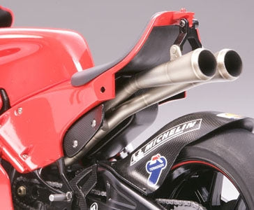 TAM14101 - 1/12 Tamiya Ducati Desmosedici Racing Motorcycle