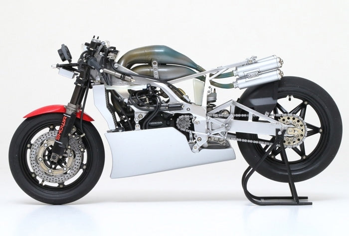 TAM14121 - 1/12 Tamiya 1984 Honda NSR500 Racing Motorcycle