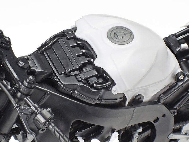 TAM14138 - 1/12 Tamiya Honda CBR1000RR-R Fireblade SP Motorcycle
