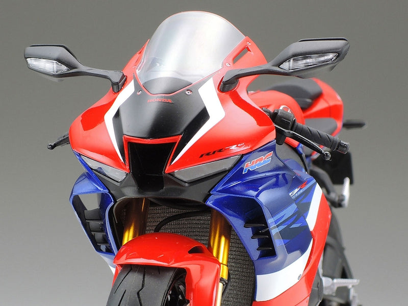 TAM14138 - 1/12 Tamiya Honda CBR1000RR-R Fireblade SP Motorcycle