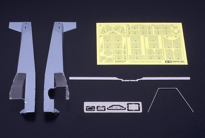 TAM25158 - 1/48 Tamiya Fieseler Fi156C Storch (Foreign Air Forces) Aircraft