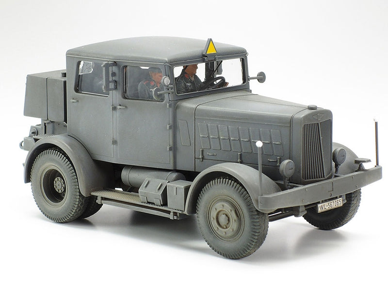 TAM37027 - 1/48 Tamiya German SS10 Heavy Tractor & 88mm FlaK 37 Gun (D)