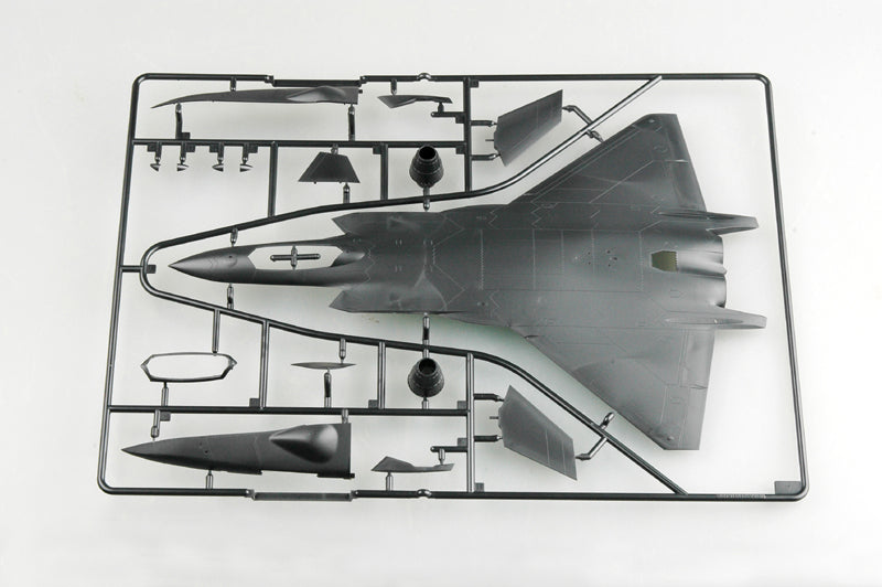J-20 MIGHTY DRAGON 1/72
