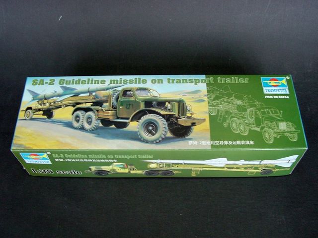 SAM-2 MISSILE WITH LOADING CABIN 1/35