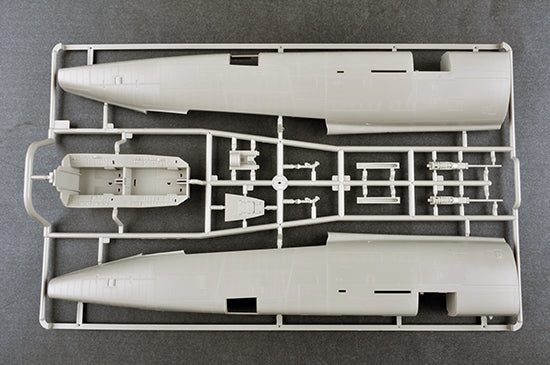 F-100F SUPER SABRE 1/32