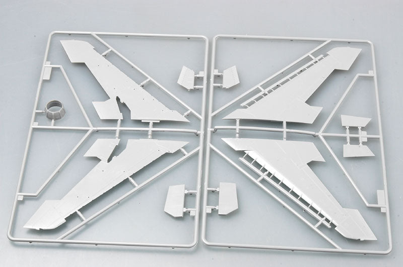 F-100C SUPER SABRE 1/48