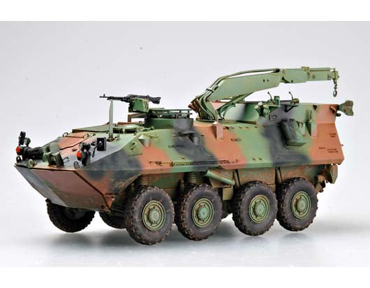 LAV-R LIGHT ARMORED VEHICLE RECOVRY 1/35