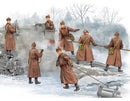 SOVIET B-4 HOWITZER ARTILLERY CREW