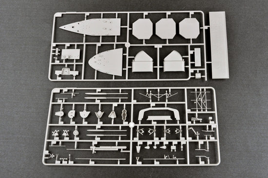 Trumpeter German Navy Aircraft Carrier Dim Peter Strassen Model Ships