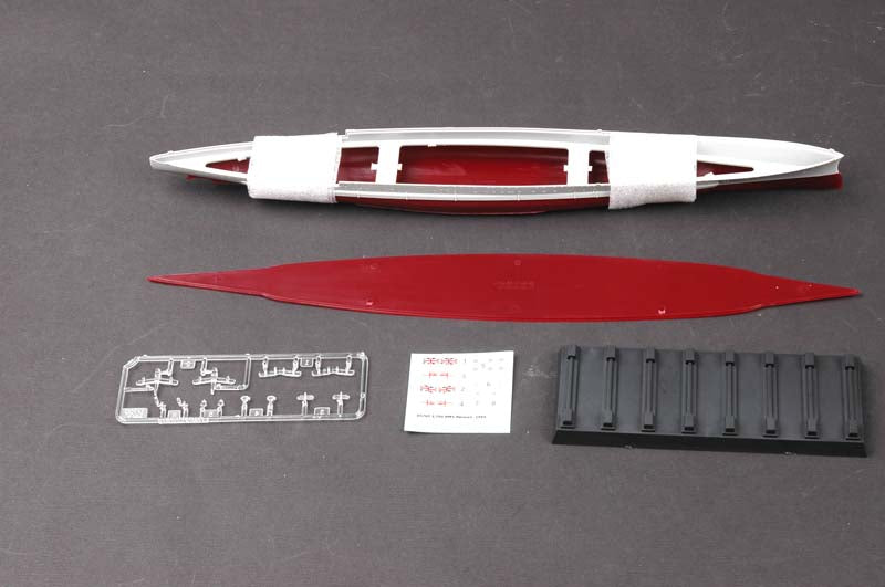 HMS RENOWN 1945 1/700