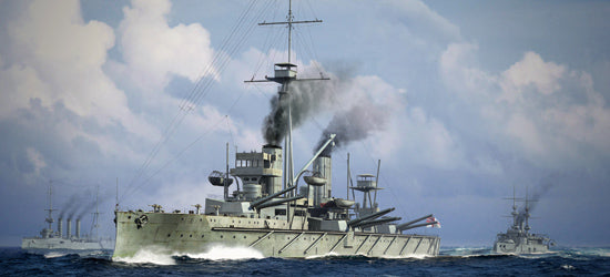 HMS DREADNOUGHT 19151/700