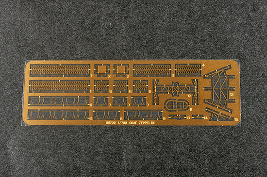 DKM PETER STRASSER 1/700
