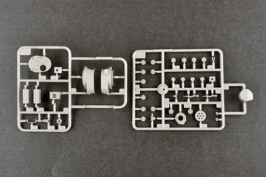 SOVIET T-28 MEDIUM TANK (RIVETED) 1/72