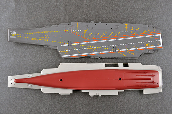 PLA NAVY AIRCRAFT CARRIR LIAONING 1/1000