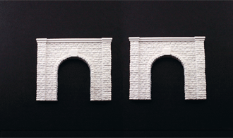 Woodland Scenics 1153 - Cut Stone Single Portal (2) - N Scale