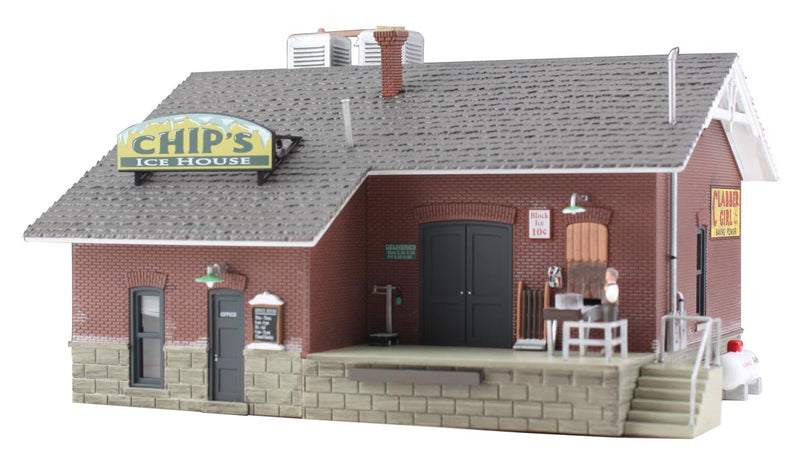 N CHIP'S ICE HOUSE