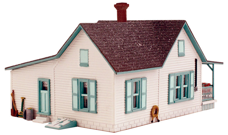 N COUNTRY COTTAGE
