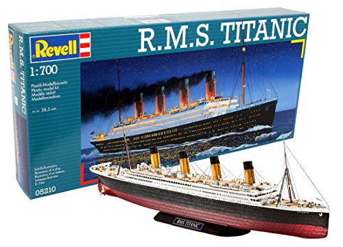 Revell of Germany 05210 RMS Titanic Plastic Model Kit